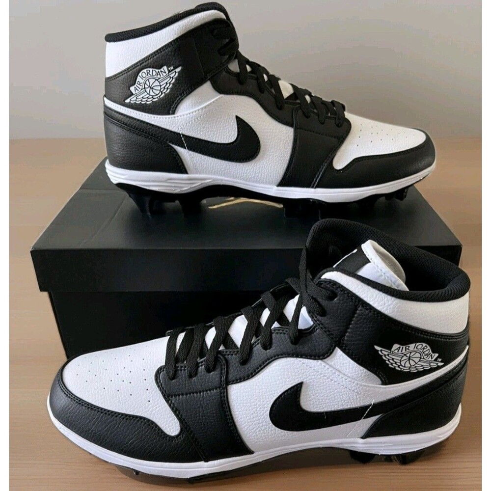 New Air Jordan 1 MID Panda Elite Black White Football Cleats Size 10 FJ6805-100